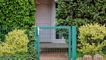 Das Hinzufügen eines Gartentores zu Ihrem Außenbereich